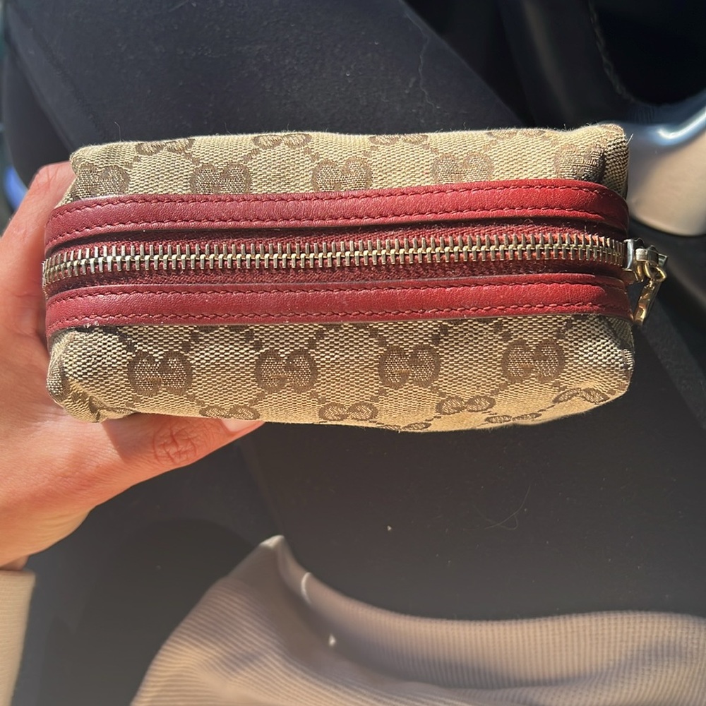 Gucci Pouch - Picture 2 of 7